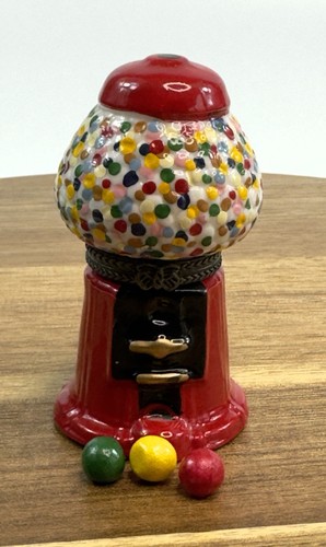 Porcelain hinged trinket box - porcelain,